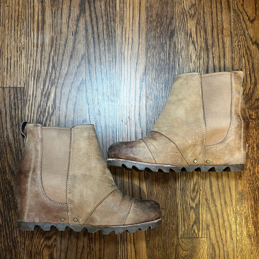Sorel Brown Wedge Boots